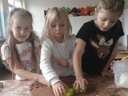 58712561413100815042531281871325561706844597n